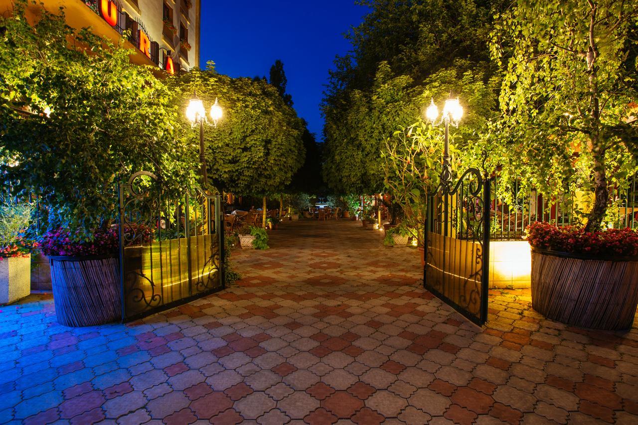 Hotel Central Sala Exterior foto